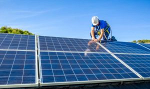 Installation et mise en production des panneaux solaires photovoltaïques à Lacroix-Saint-Ouen